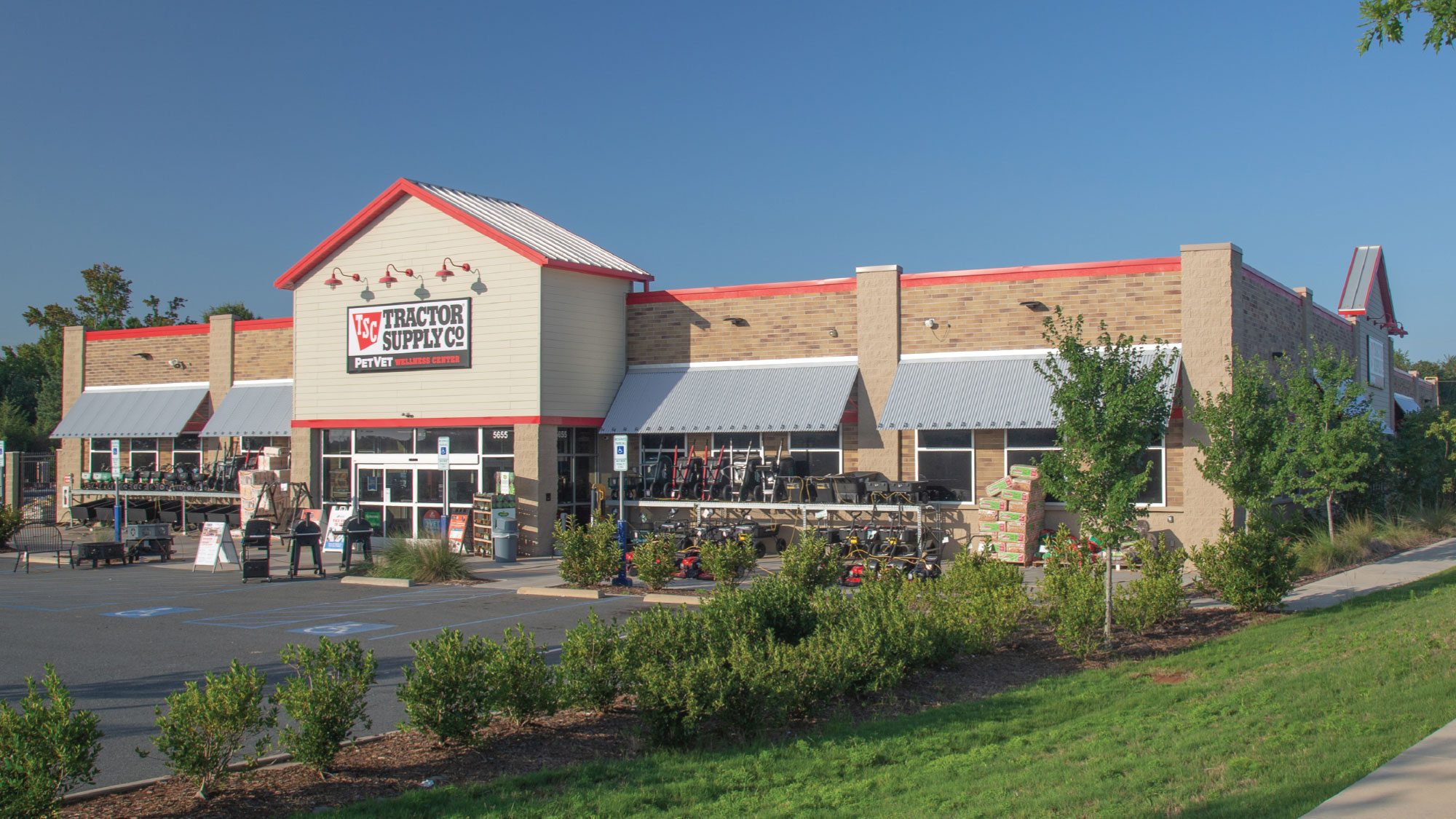 HELT-tractor-supply